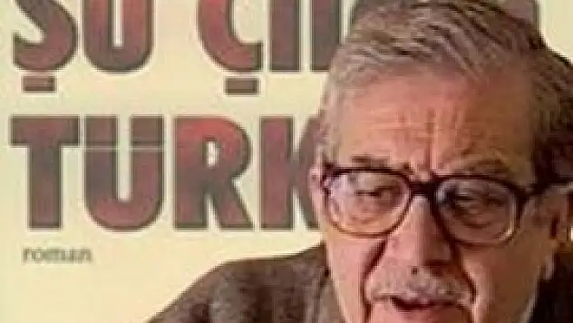 Turgut Özakman vefat etti