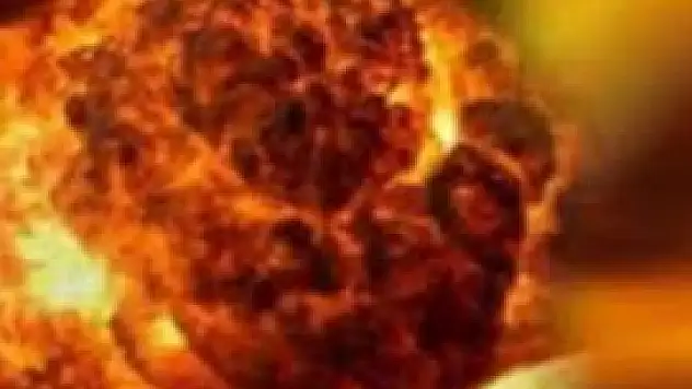 Roket fabrikasında patlama: 4 yaralı