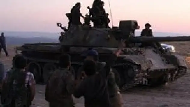 YPG tanklarla savaşa girdi