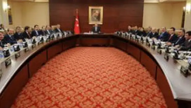 AK Parti'nin son anketinde büyük sürpriz