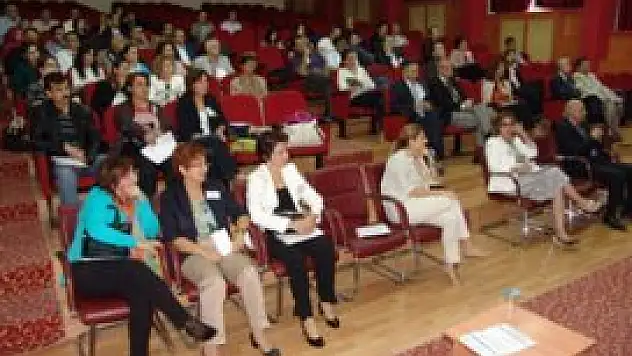 Meram Tıp Fakültesi'nde Algoloji Toplantısı