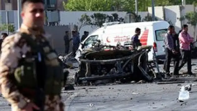 Irak'ta bomba yüklü araçlarla saldırı: 24 ölü