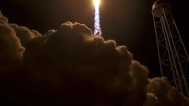 NASA'nın 'Antares' roketi iki yıl sonra havada