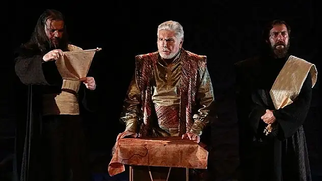 'Haşhaşiler' tiyatro sahnesine taşınıyor