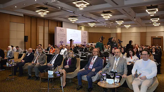 2. Uluslararası acil akademik tıp kongresi Konya'da başladı