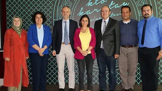 KTO Karatay Üniversitesi, Revol'ü ağırladı