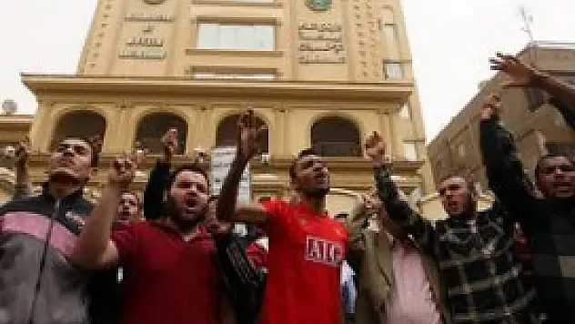 İhvan mensupları görevden uzaklaştırılıyor