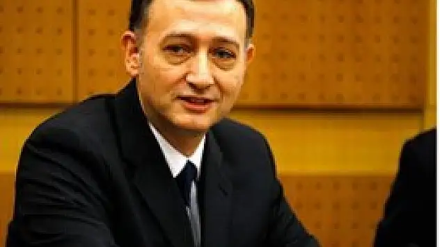 Füze konusunda görüş alışverişi normal