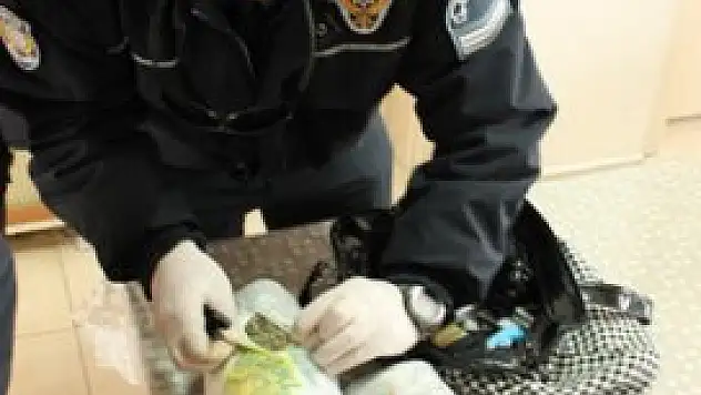 Türkiye'de geçtiğimiz yıl 88 ton uyuşturucu ele geçirildi.