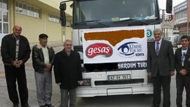 Kimse Yok Mu'dan Suriyeli mültecilere gıda yardımı