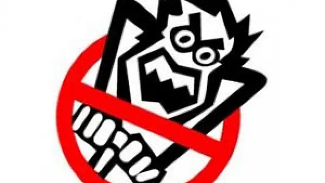 Konya'da kamyonet ile üç tekerlekli motosiklet çarpıştı: 2 yaralı