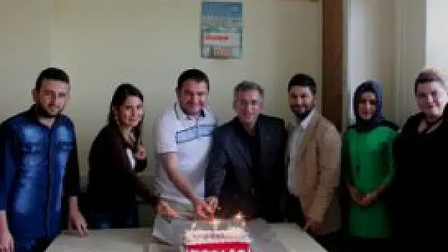 Gazetemize 1.yıl ziyaretleri sürüyor