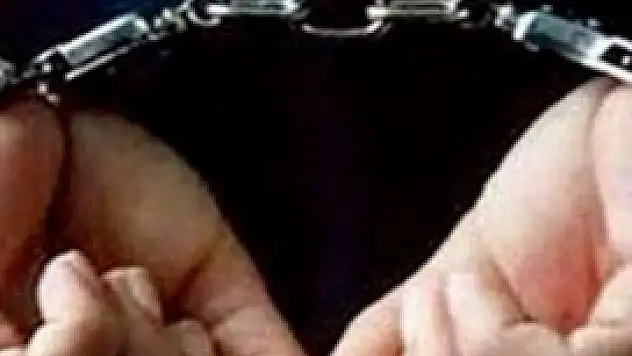 Tavuk yüzünden çıkan kavgada halasını öldürdü