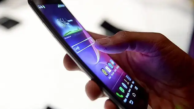 'Her bulduğunuz uygulamayı telefonunuza yüklemeyin'