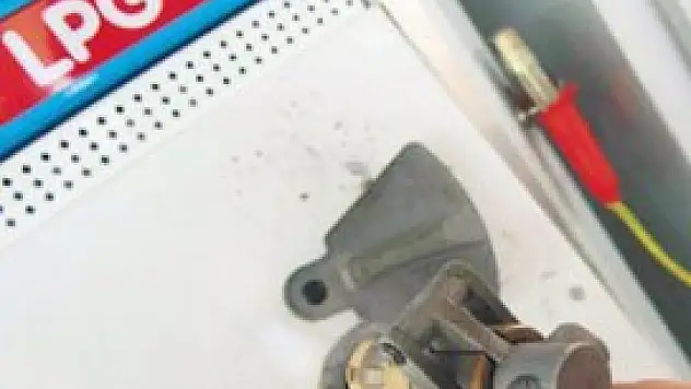 Benzinden sonra bir indirim de LPG'de