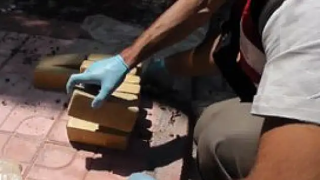 100 kilo eroine 5 gözaltı