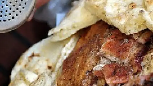 Kurban etine zamlı karabiber