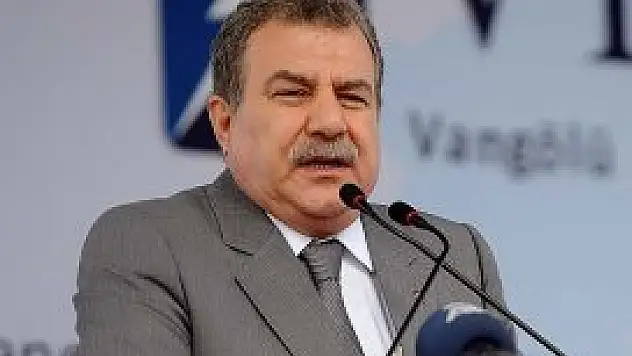 Dikkatleri başka yere çekmeyin