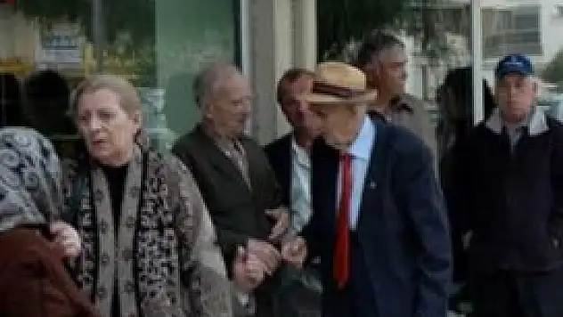 Emekliler bankadan umudu kesti