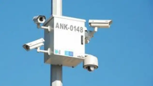 MOBESE protokol dinlemedi