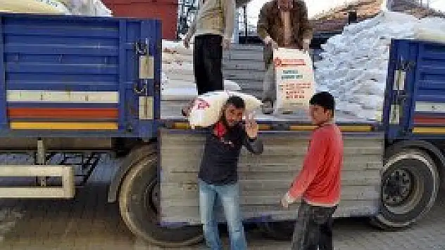 Konya'dan Suriyelilere 27 ton un