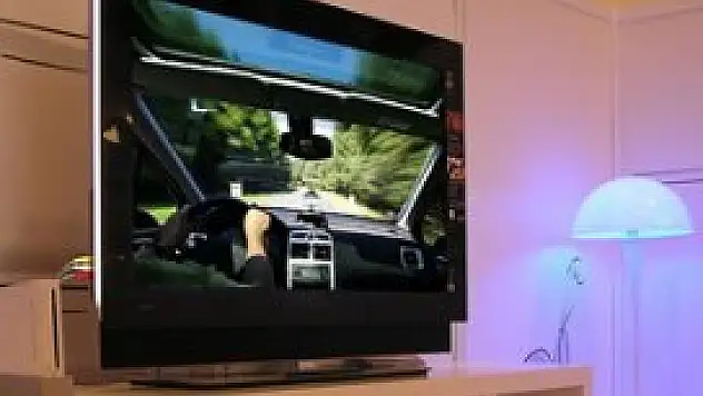 Emniyet'ten dizilere 'trafik kuralı' takibi