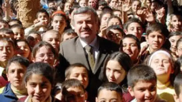 Konya'da eğitim yardımı başvuruları devam ediyor