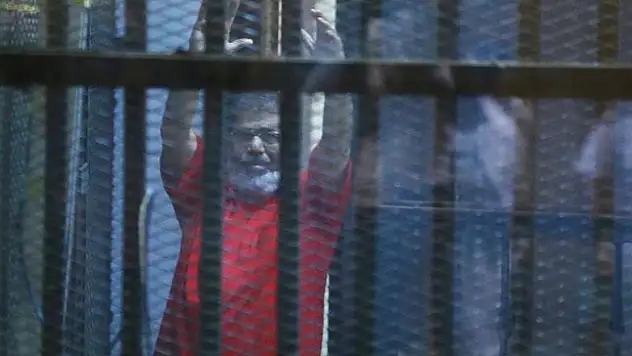 Mursi'nin idam cezası iptal edildi