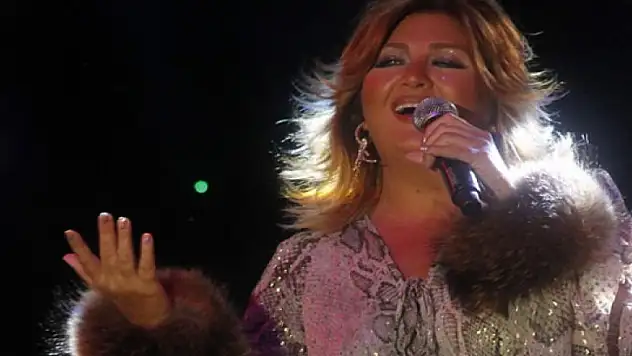 Karar verildi! Sibel Can resmen o yaşta!