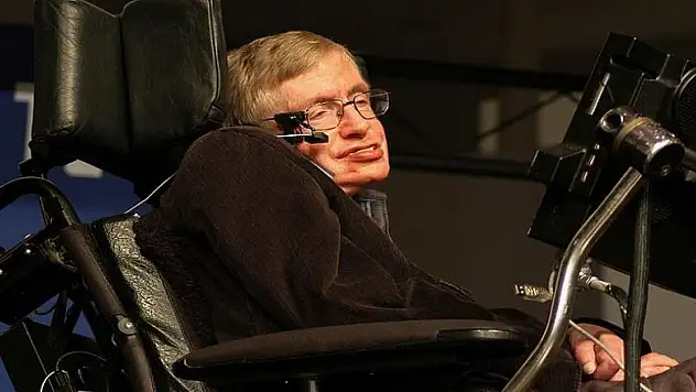 Hawking'den insanlığın geleceğiyle ilgili uyarı