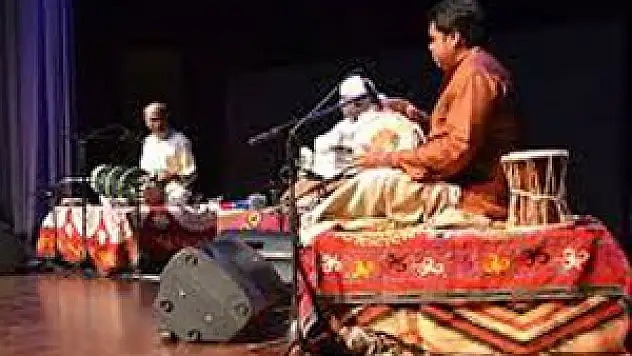 Mevlana'nın torunlarından 'Mistik' tepkisi