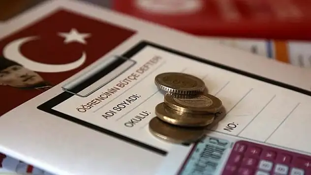 Öğrenciler tasarrufu 'bütçe defteri' ile öğrenecek