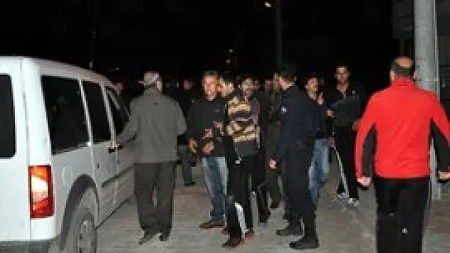 Bolu'da öğrenciler kavga etti