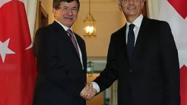 'Türkiye takdiri hak ediyor'