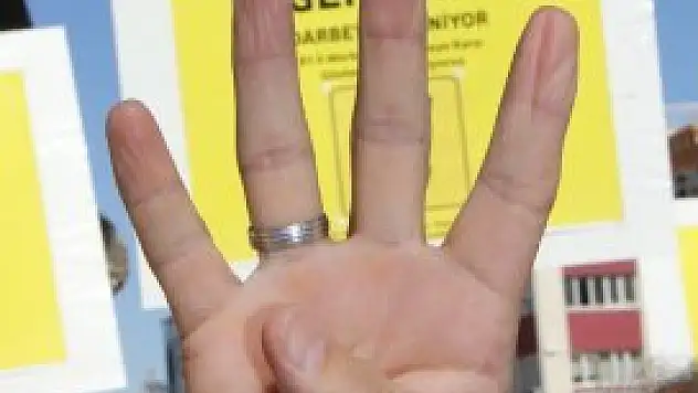 Mısır'daki darbenin 100. günü