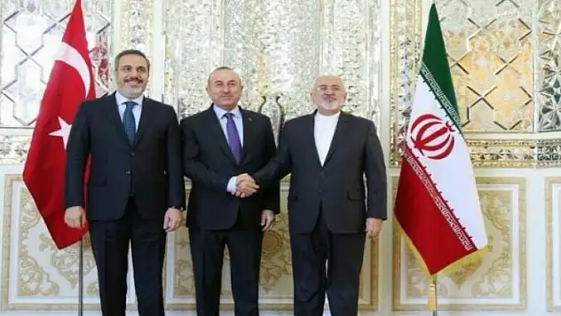 Ruhani'den Türkiye'ye çağrı!