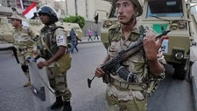 Mısır'da 27 kişiye gözaltı