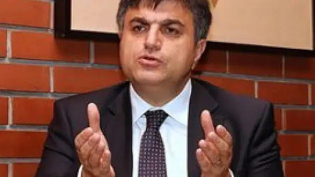 YÖK'ten başörtülü öğretim üyelerine çağrı