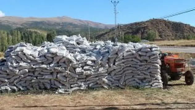 İhtiyaç sahiplerine kömür yardımı