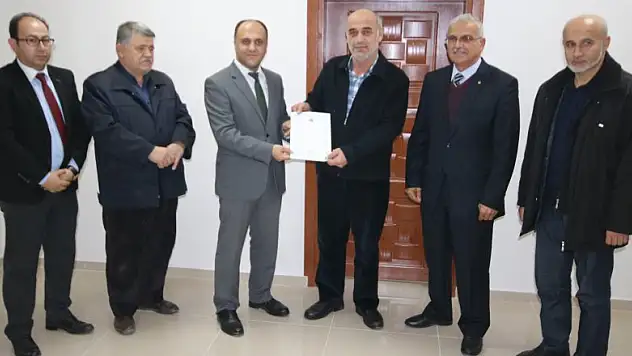 Beyşehir OSB'de ilk tapu sevinci