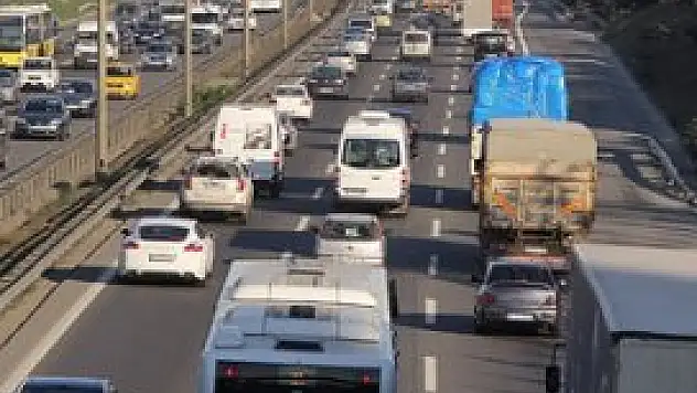 Bayram trafiğinde bu saatlere dikkat