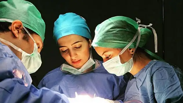 Özel hastanelerde ücretsiz kanser ameliyatı