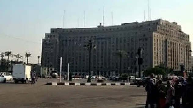 Tahrir'de bayram namazı çağrısı