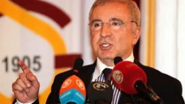 'Terim başarısız olduğu için ayrılmadı'