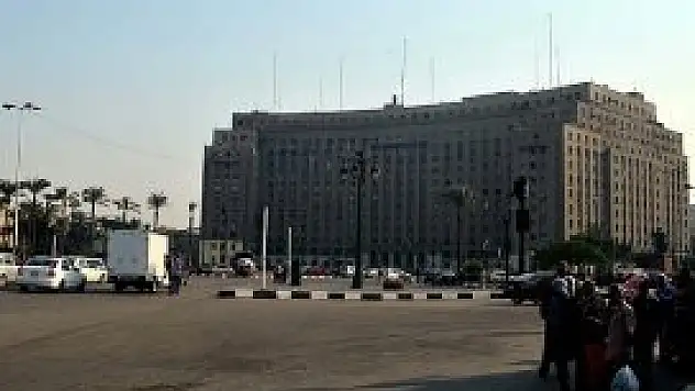 Tahrir'de bayram namazı çağrısı