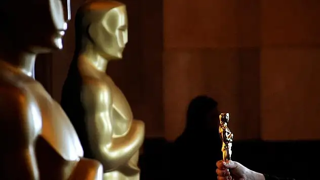 Oscar ödül törenini komedyen Kimmel sunacak