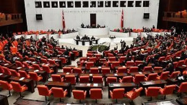 AK Parti'den TBMM İçtüzüğü'nde değişiklik teklifi