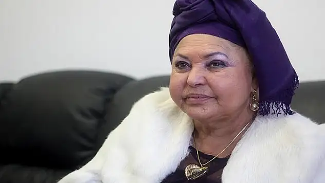 'Romanların divası' Recepova hayatını kaybetti