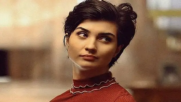 Tuba Büyüküstün takipçilerini uyardı ama...