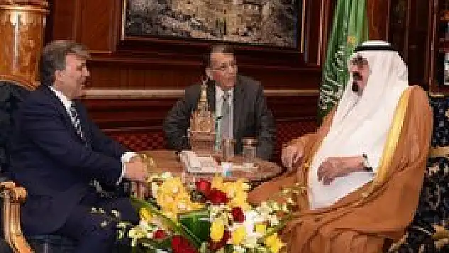 'Arabistan ile ilişkilere stratejik yaklaşıyoruz'